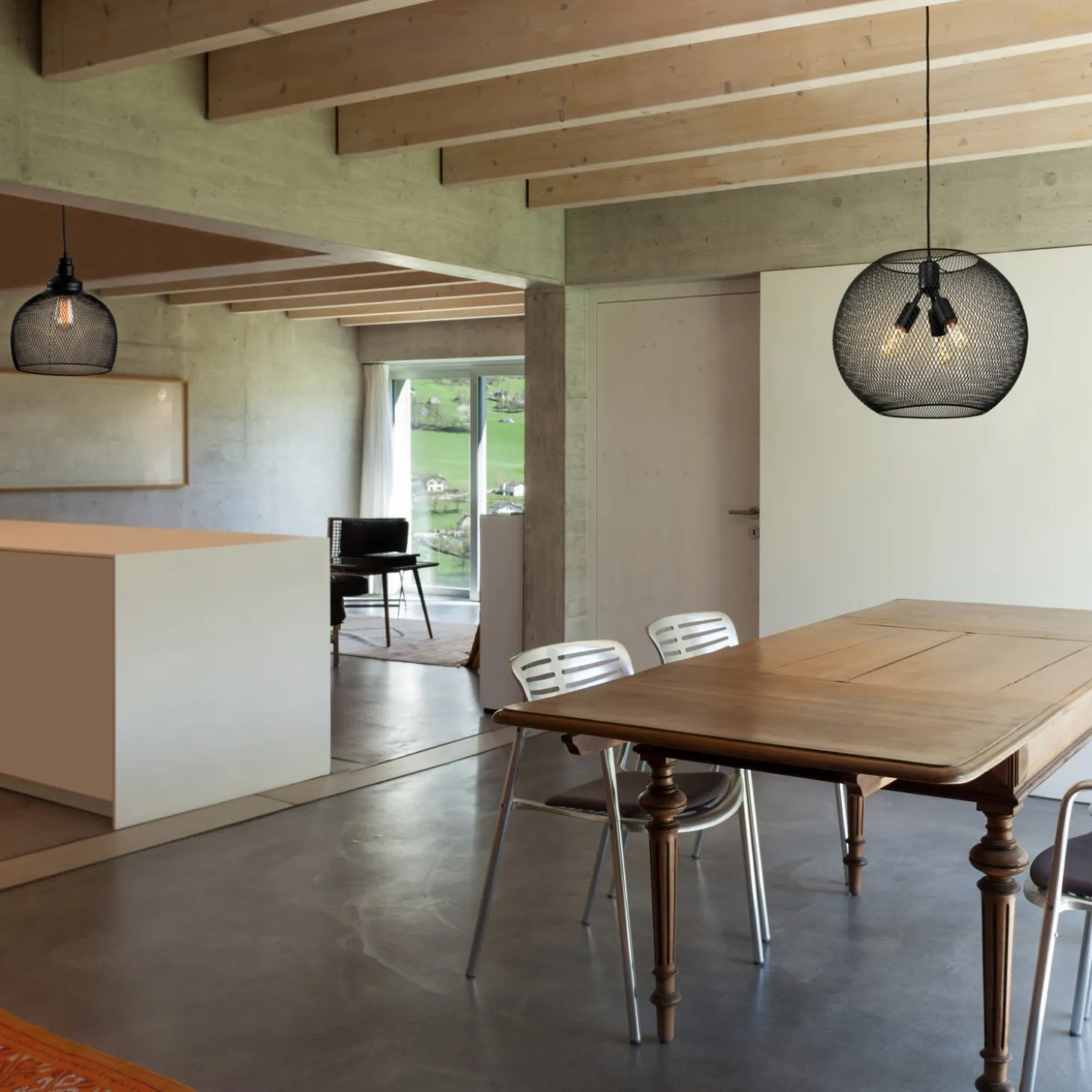 Bergen Globe Pendant, Matte Black