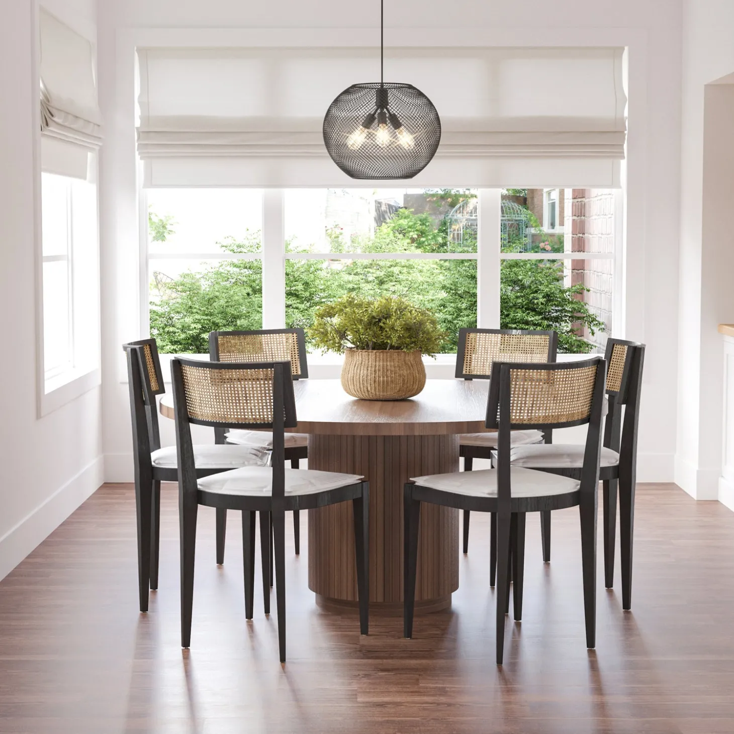 Bergen Globe Pendant, Matte Black