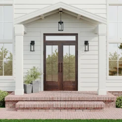 Cyrus Outdoor Wall Light, Medium