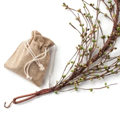 Emerald Berry Garland with 100 LEDs