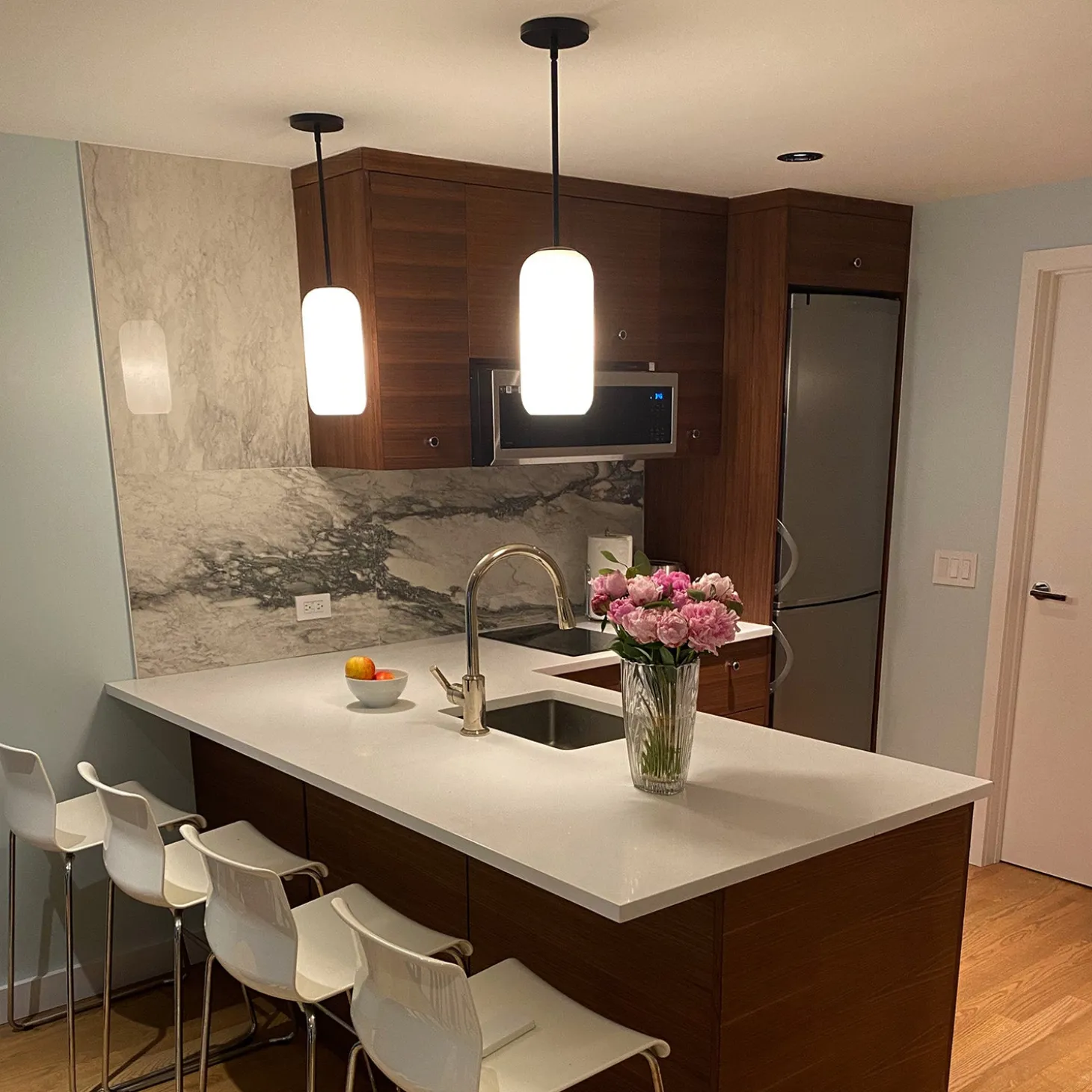 Open Box Liv 11" Opal Capsule Pendant, Matte Black